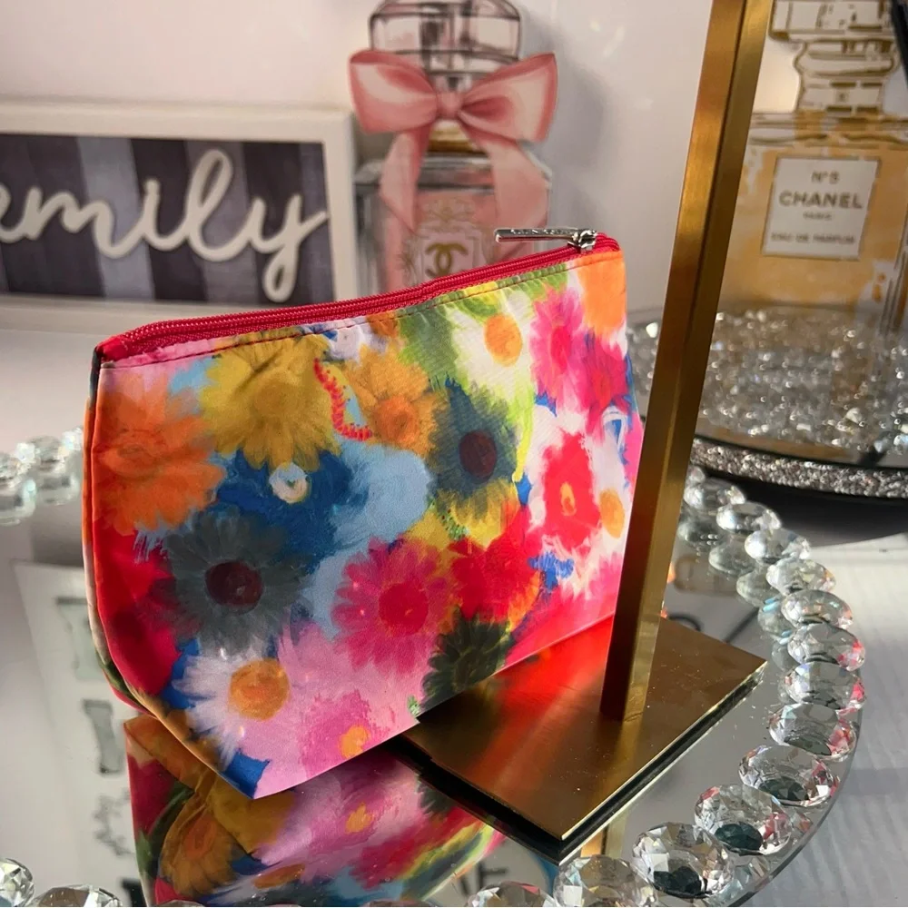 Clinique Jonathan Cohen NWOT Floral Cosmetic Bag